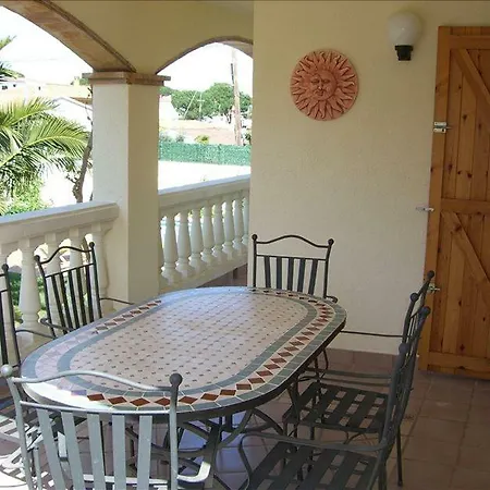Large Detached House In Gardens - Ginesta